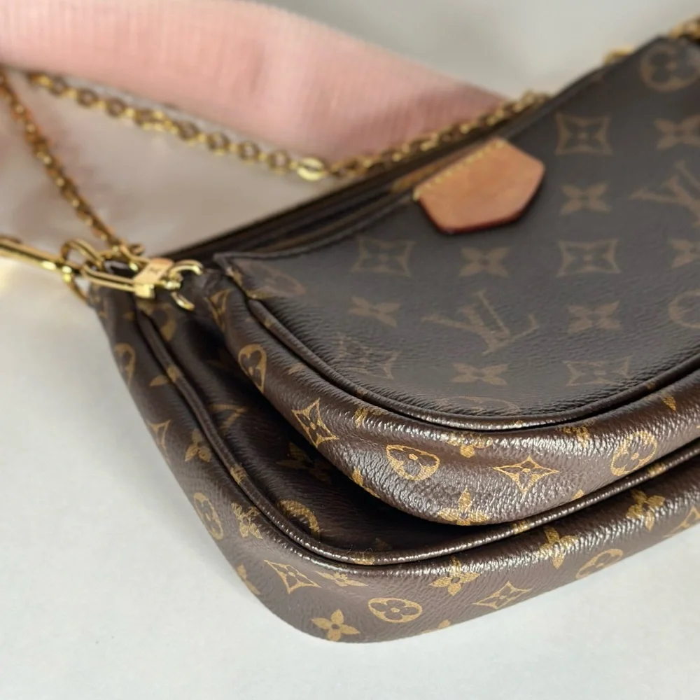 Authentic Louis Vuitton Multi-Pochette Accessoires Crossbody with Pink Strap